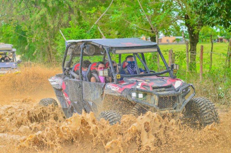 Polaris Buggy Adventure en Punta Cana – Playa Macao y Cuevas