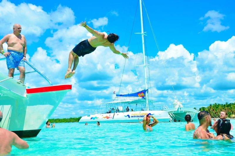 Catalina Island Tour Punta Cana – Snorkeling & Beach Day - Image 11